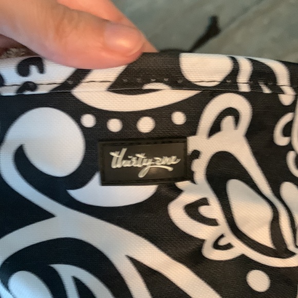 Thirty-one basket, black and white, drawing string lid - Picture 4 of 4